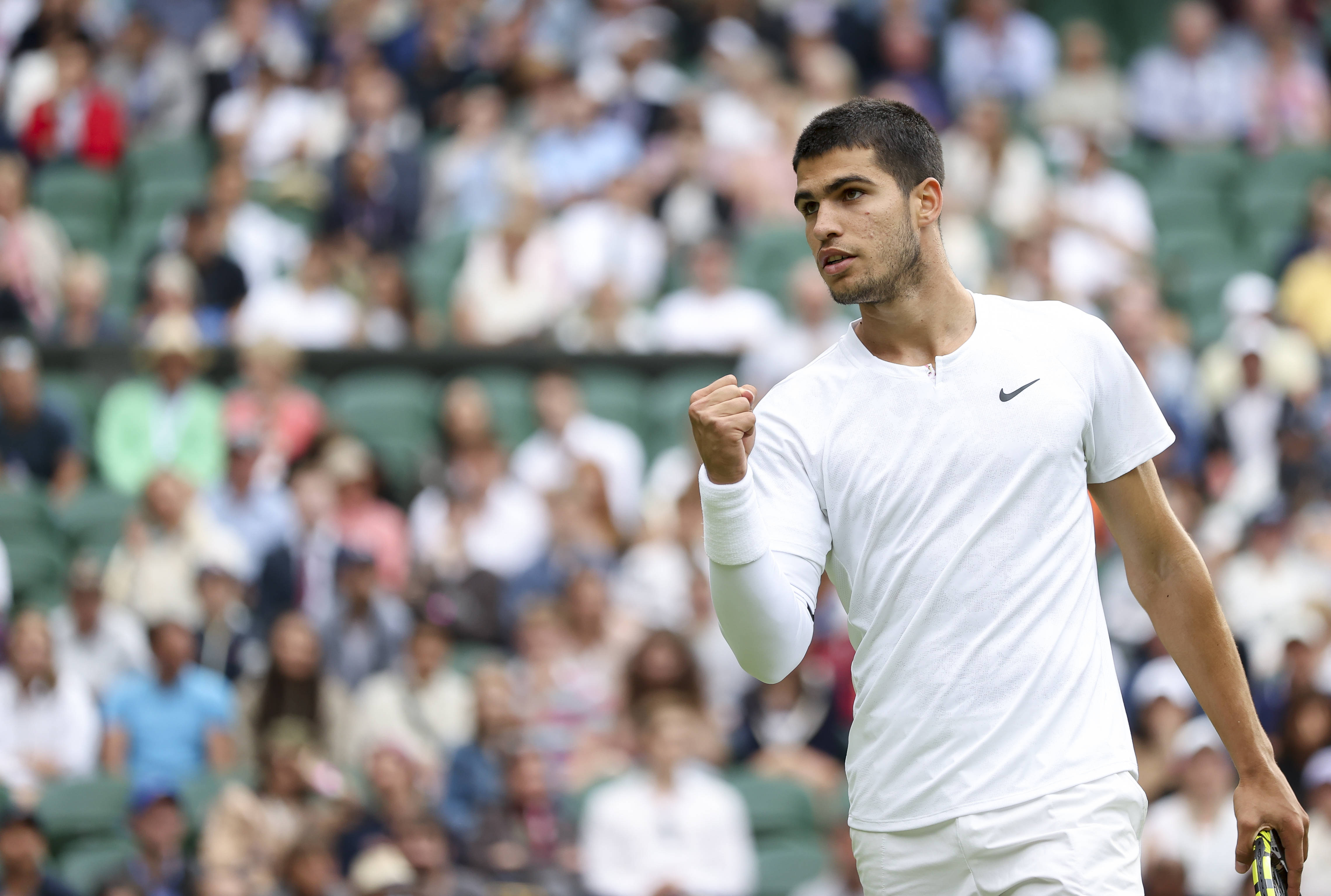 直逼篮筐 直逼篮筐