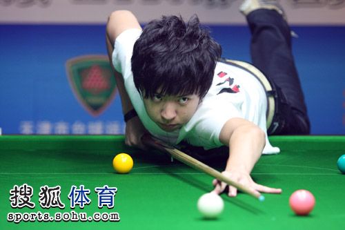 将胜利牢牢 将胜利牢牢