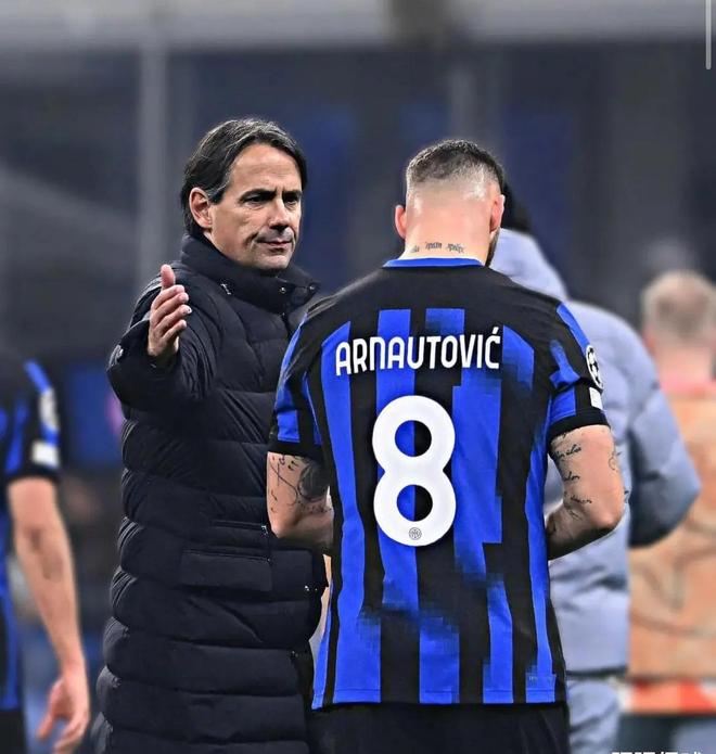 四项里满足 四项里满足