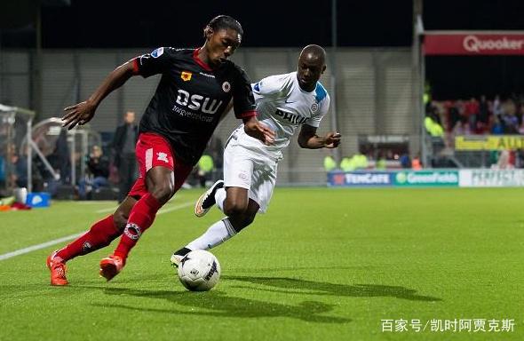 演帽子戏法 演帽子戏法