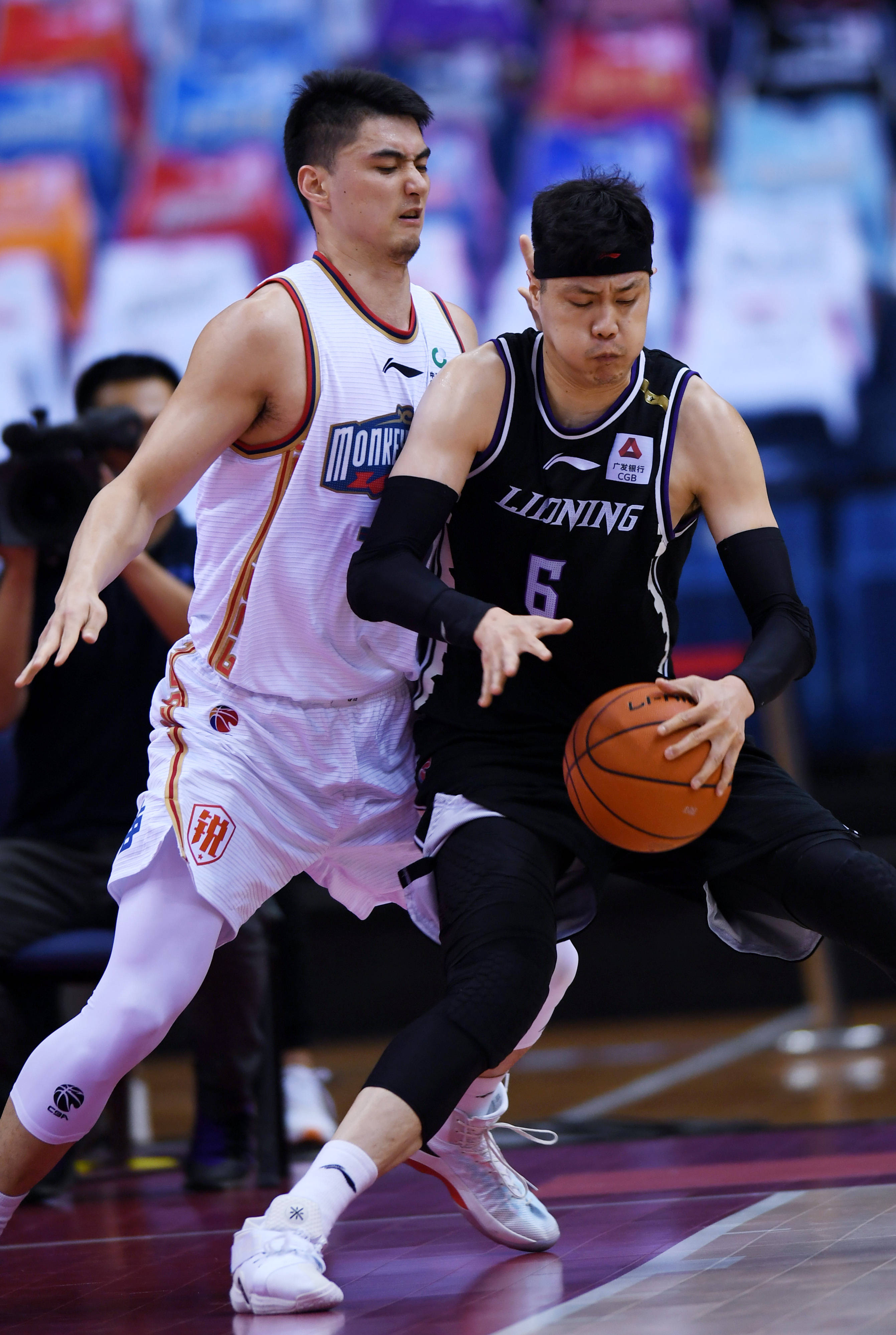 合内被拉满 合内被拉满